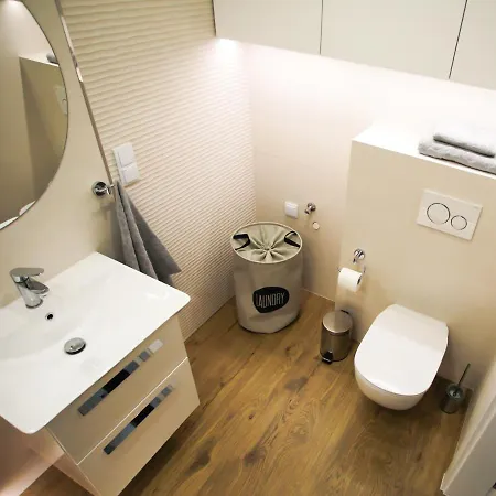 Apartament Dabska 11 *