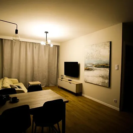 شقة Apartament Dabska 11 *